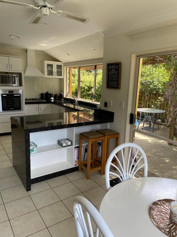 Spacious Home Paraparaumu Esterno foto